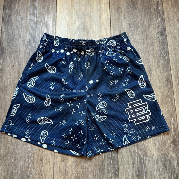 Eric Emanuel navy paisley